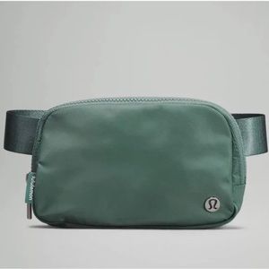 Lululemon tidewater teal